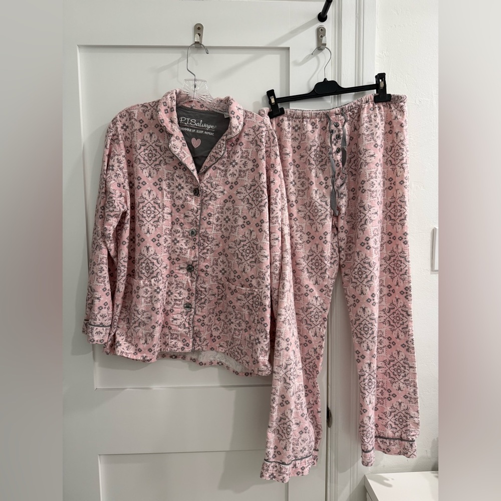 P.J. Salvage pink + grey paisley / bandana patterned cotton pajama set (fair)